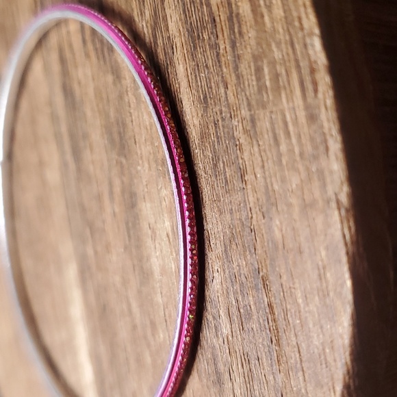 B3233 - Picture 2 of 2